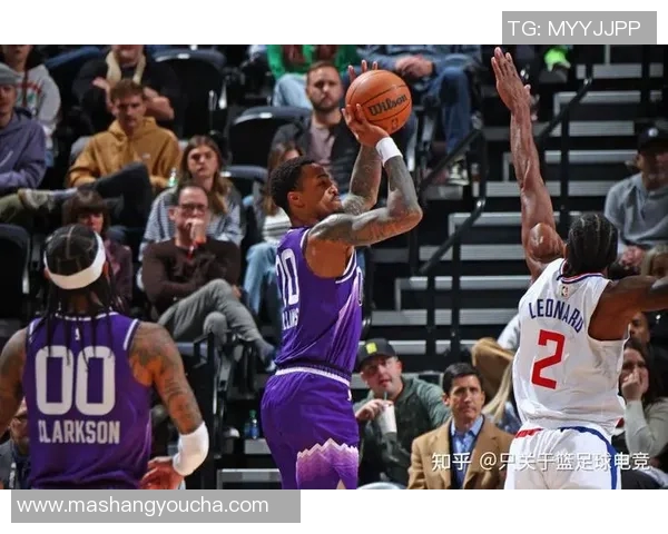 季后赛精彩回顾爵士与快船对决录像重温分析与精彩瞬间分享 季后赛精彩回顾爵士与快船对决录像重温分析与精彩瞬间分享