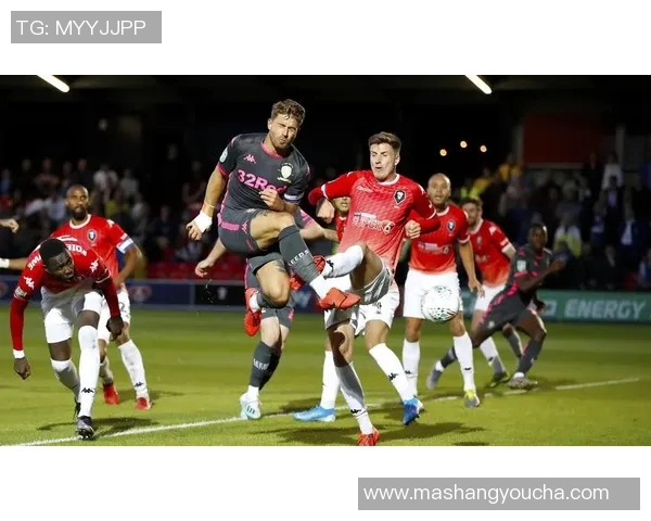 巴恩斯利与伯顿对决前瞻分析及赛季表现比较