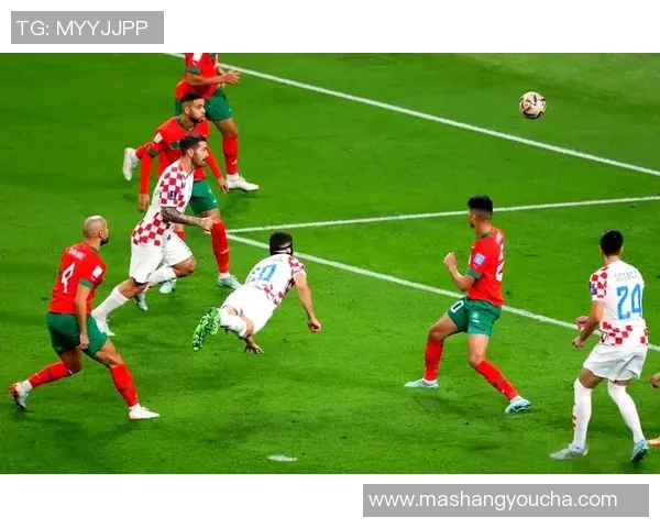 格瓦迪奥尔引领新一代后卫潮流球场上的战术大师与未来之星