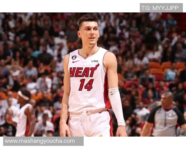 泰勒希罗的崛起之路:从新秀到NBA明星的奋斗历程 泰勒希罗的崛起之路:从新秀到NBA明星的奋斗历程