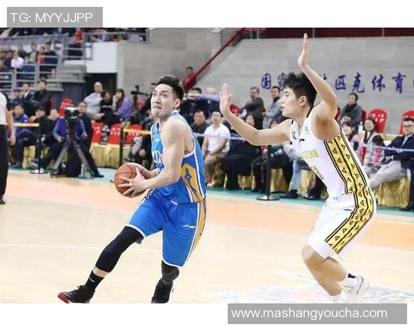 赵泰隆:从篮球新星到职业生涯巅峰的传奇之路 赵泰隆:从篮球新星到职业生涯巅峰的传奇之路