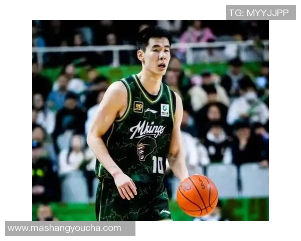 郭昊文：从篮球新星到职业生涯的蜕变与未来展望