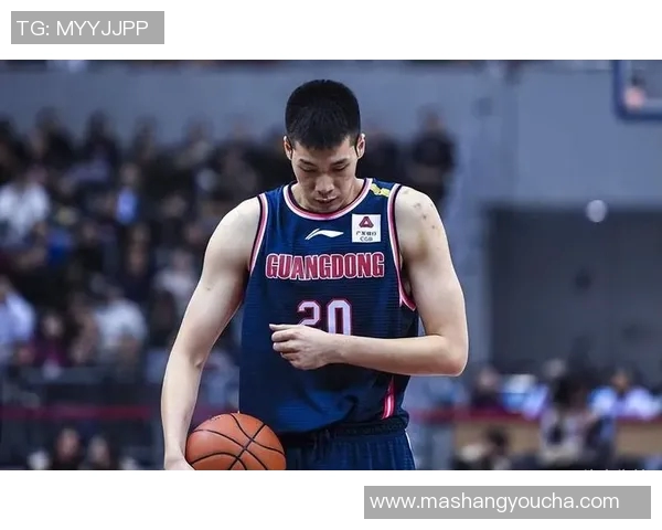 任骏飞领衔广东队奋战CBA季后赛展现篮球风采与团队精神