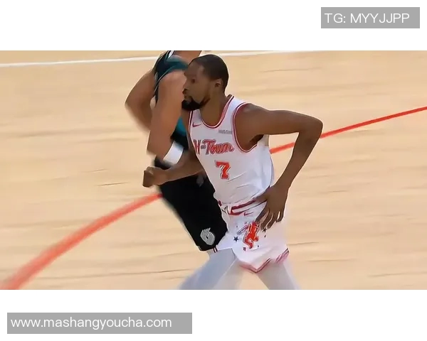 原声开拓者与火箭的激战对决谁能在赛场上笑到最后