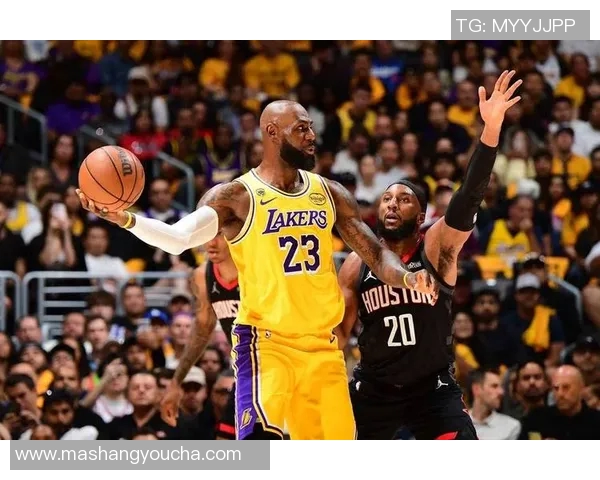 底特律活塞与湖人对决NBA赛场上的激情碰撞与荣耀之战 底特律活塞与湖人对决NBA赛场上的激情碰撞与荣耀之战